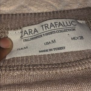 Zara Tops - Zara Trafaluc t-shirt Zara Tops - Zara Trafaluc t-shirt
